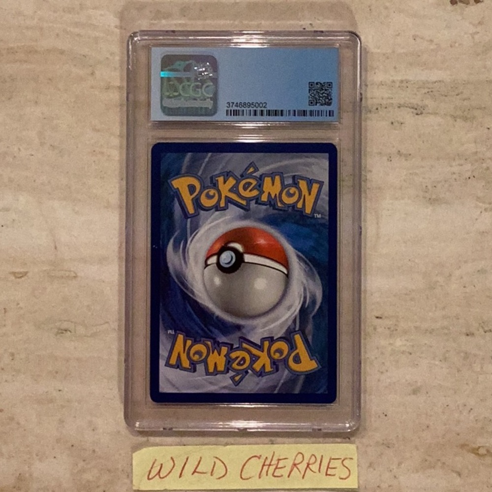 Pokemon Zamazenta V 2020 212/202 SWSH Full Art CGC 9.5 Graded Card Gold #212 TCG - Picture 2 of 6